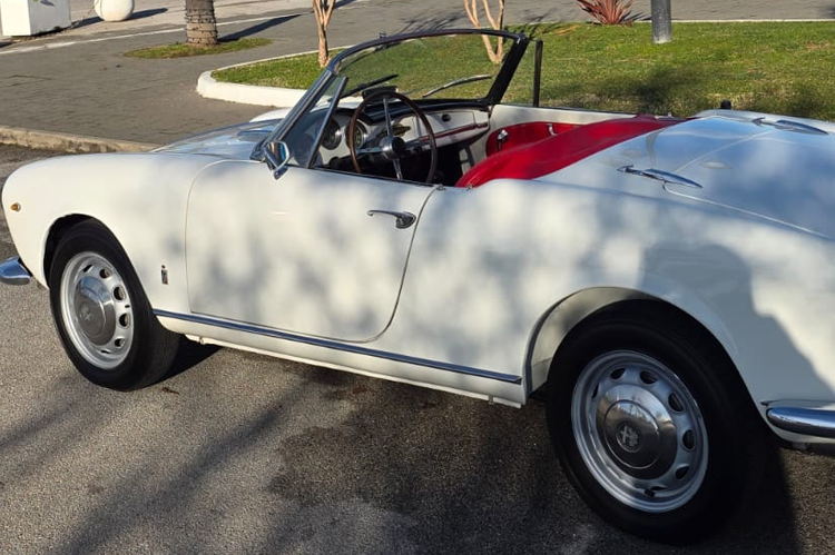 Alfa romeo giulietta spider 1960